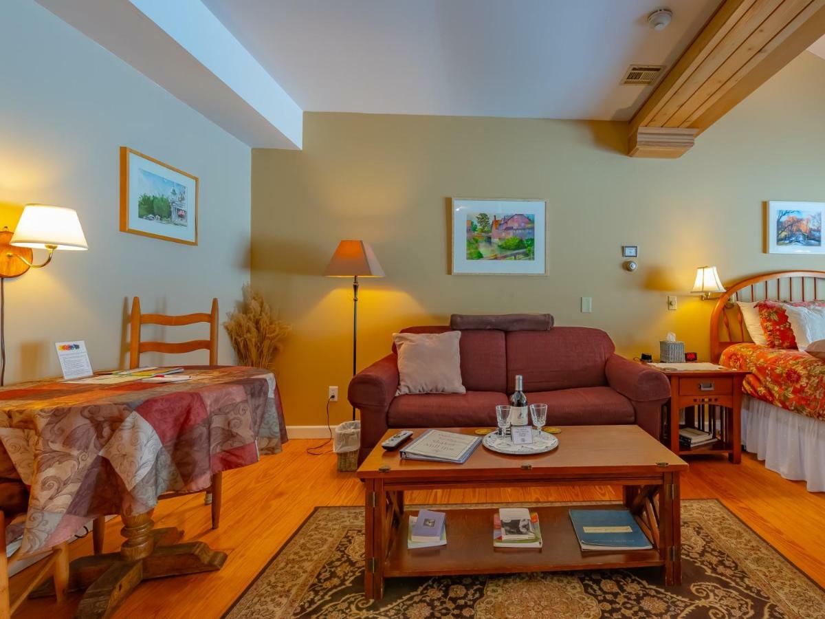 Shaker Mill Inn West Stockbridge Εξωτερικό φωτογραφία